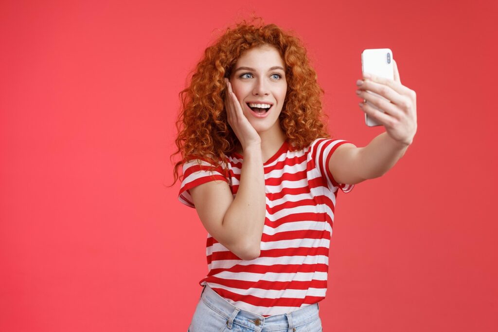 プロフィール写真を素敵に加工できるアプリは？