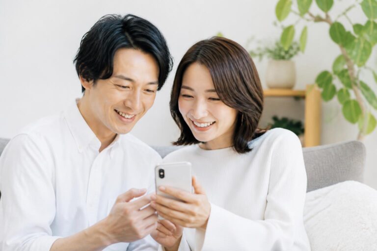 婚活アプリで遠距離交際はできる？進め方や確認したい条件は？